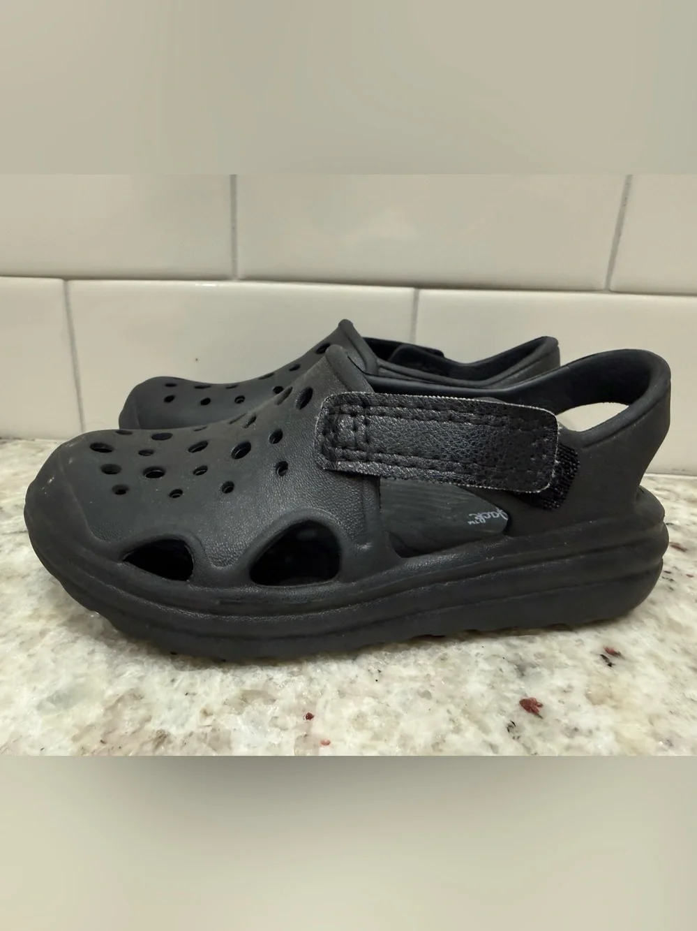 3/$15* Cat & Jack Kids Black Slip-On Clogs with Vent Holes Size 8